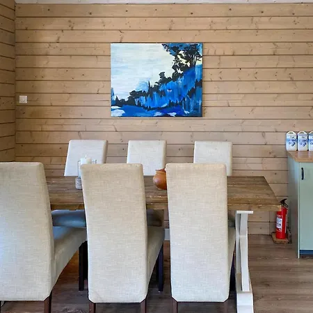 Holiday home Awesome In *
